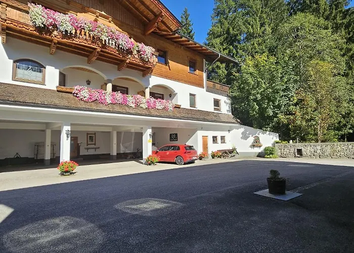 Landhaus Tuxerschafer Bed & Breakfast Tux