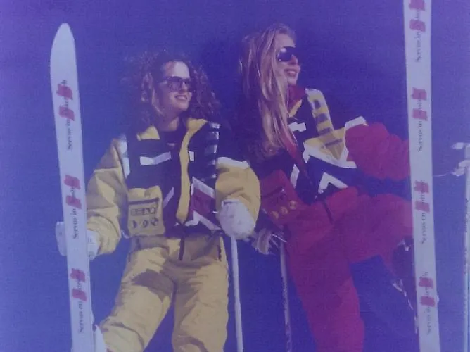 לינה וארוחת בוקר Tuxerschafer 3*